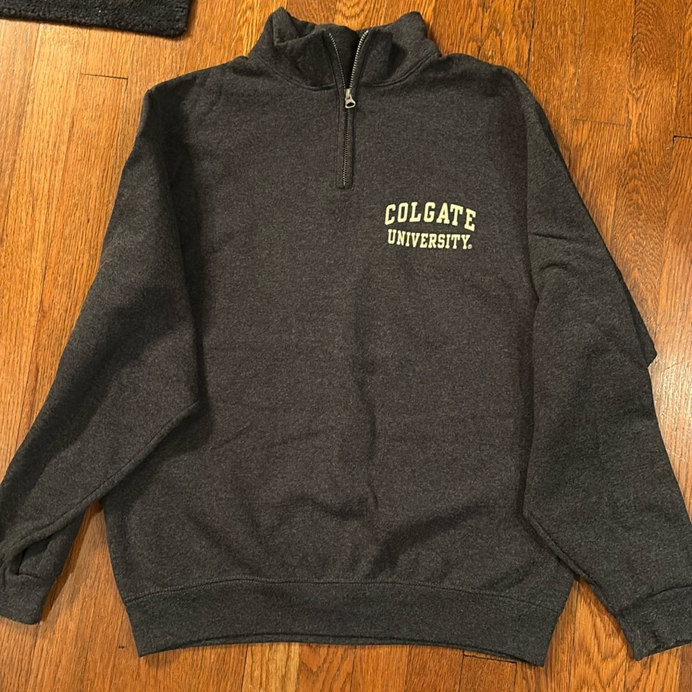 Colgate university Jerzees brand quarter zip sweatshirt women’s size M